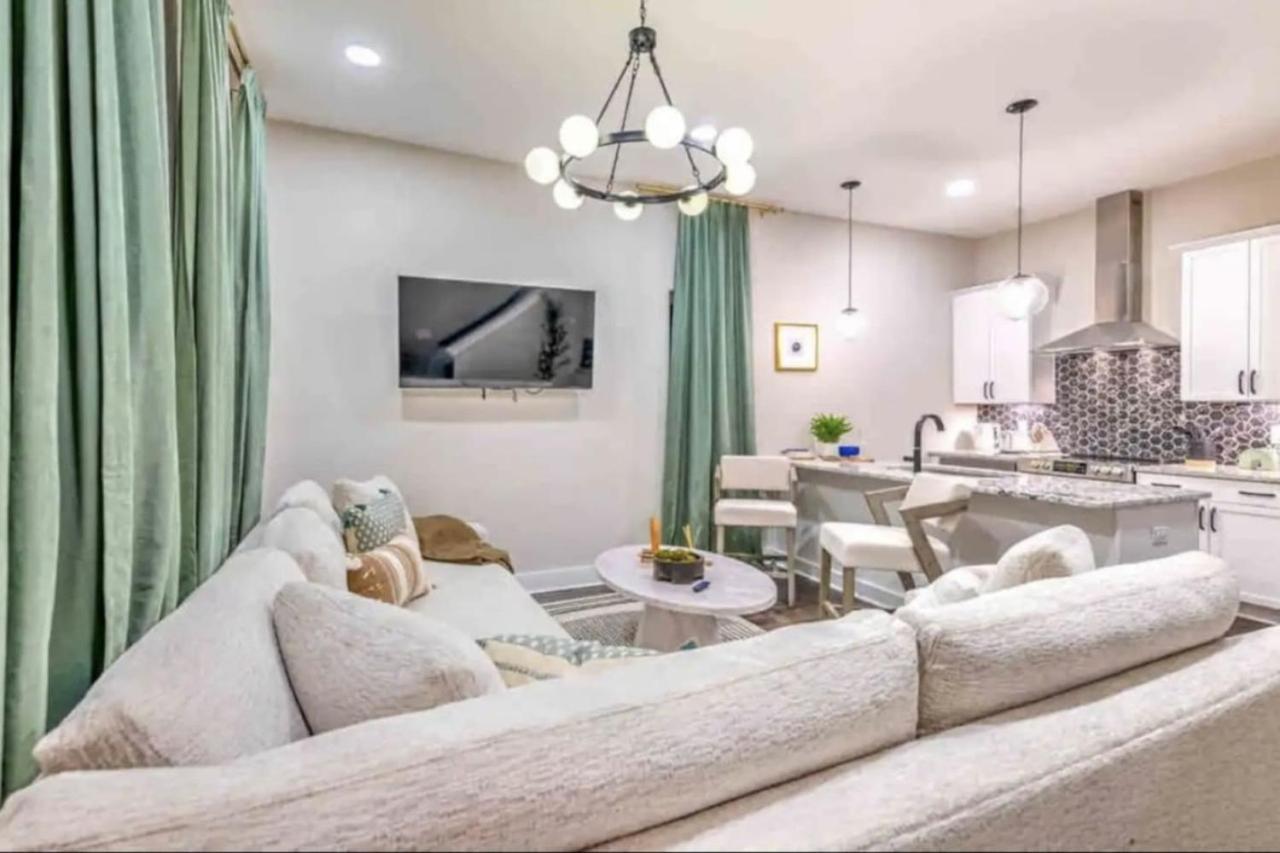 Luxury Four-Story Home, Rooftop Deck With Views, Pingpong! Sleeps 12! Nashville Exteriör bild
